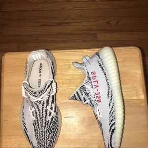 yeezy zebra size 11